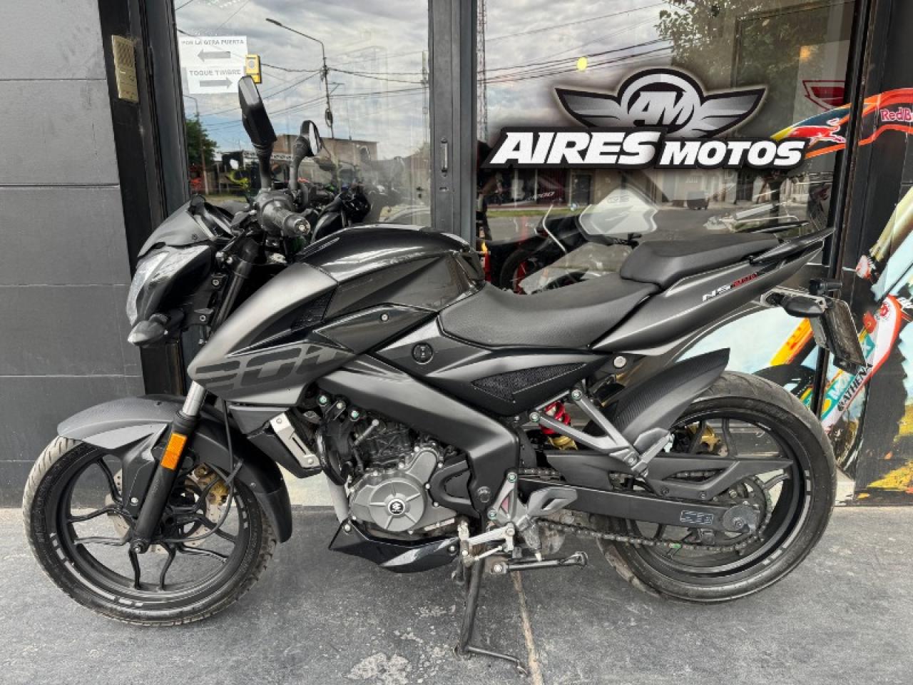 Bajaj NS 200