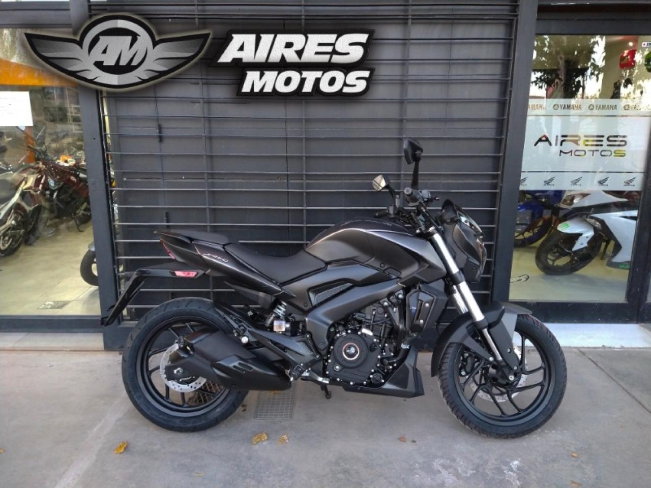 Bajaj DOMINAR 250