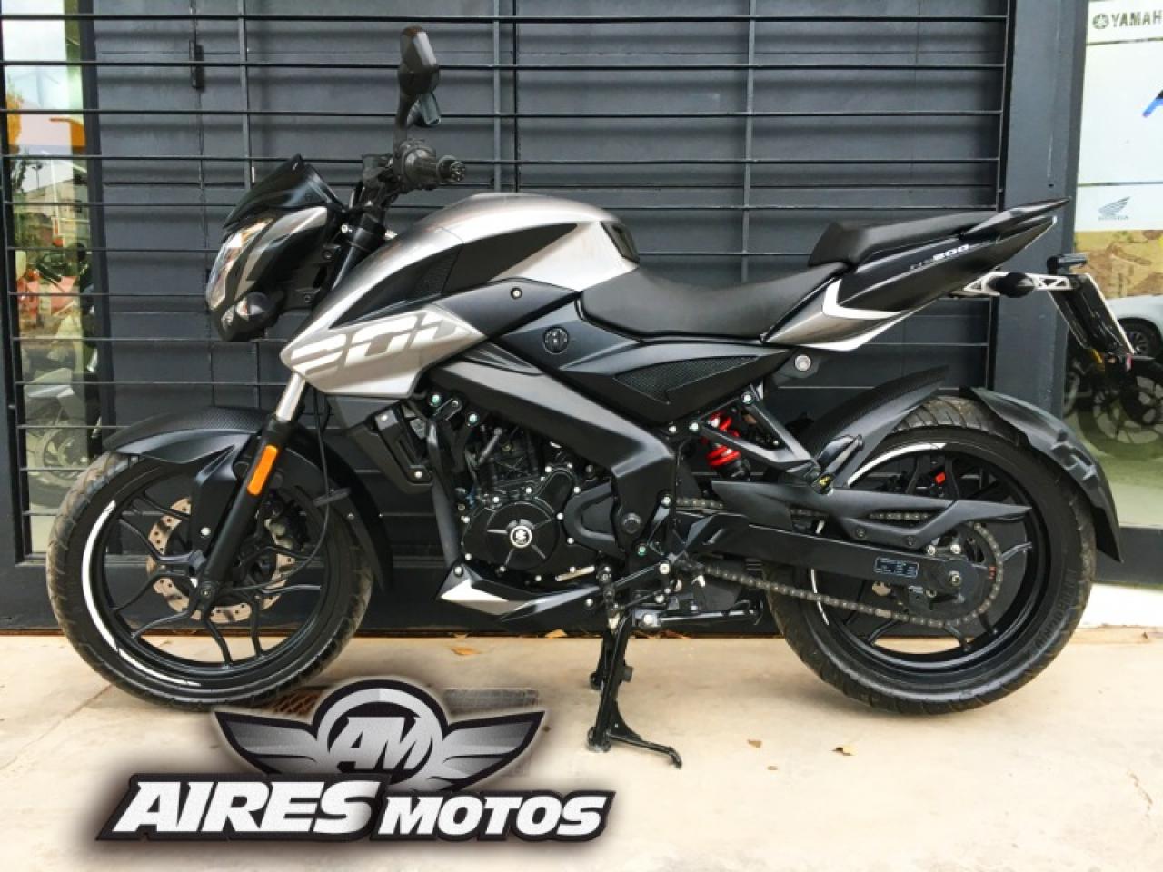 Bajaj Rouser 200